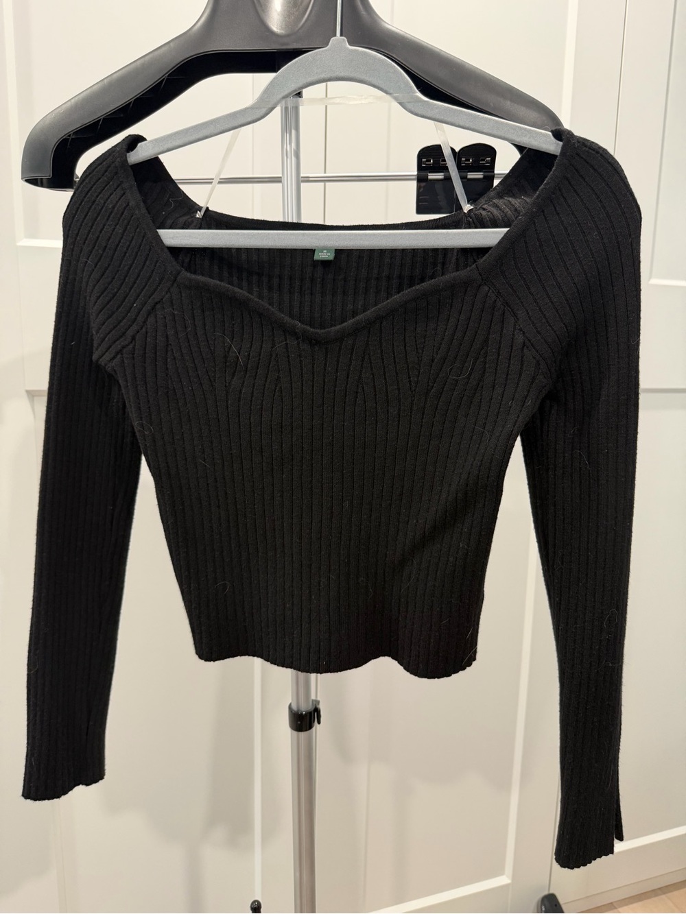 wild fable Black Ribbed Sweetheart Neck Long Sleeve Cropped Sweater Top